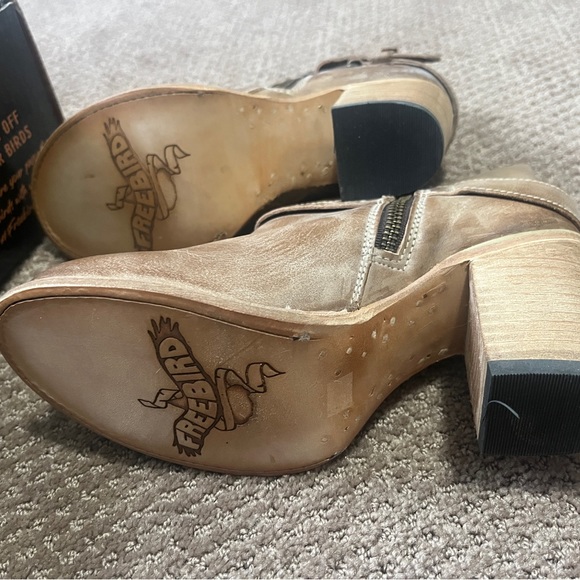 NWT Freebird Boots - Picture 6 of 6